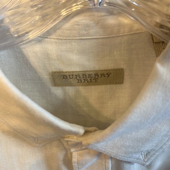 Burberry button down short sleeve.  73% cotton, 27% linen. - Picture 2 of 8